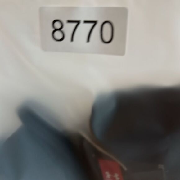 NWT Under Armour Women’s Black Athletic Half Zip Pull Over Shirt Jacket Size S - Picture 7 of 7